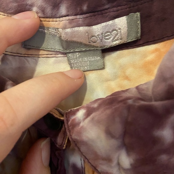 love 21 Small Tye dye button up shirt Blouse adjustable Sleeve purple orange - Picture 3 of 7